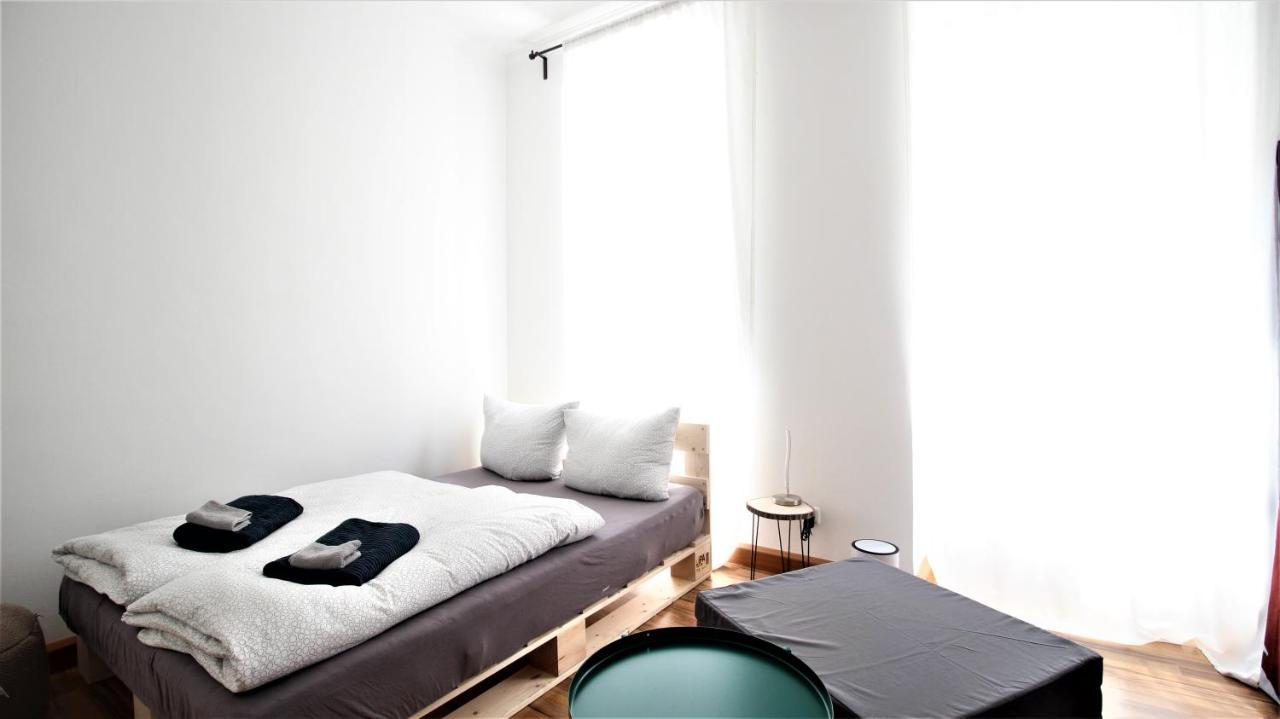 ➤Private Room - Heart Of Downtown With Terrace Wurzburg Exterior photo