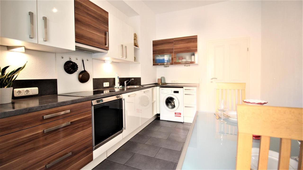 ➤Private Room - Heart Of Downtown With Terrace Wurzburg Exterior photo