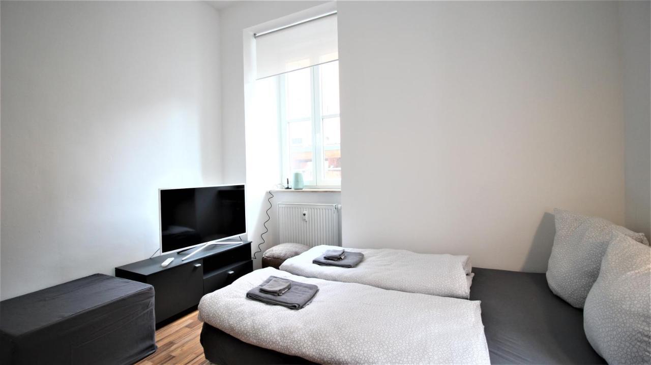 ➤Private Room - Heart Of Downtown With Terrace Wurzburg Exterior photo